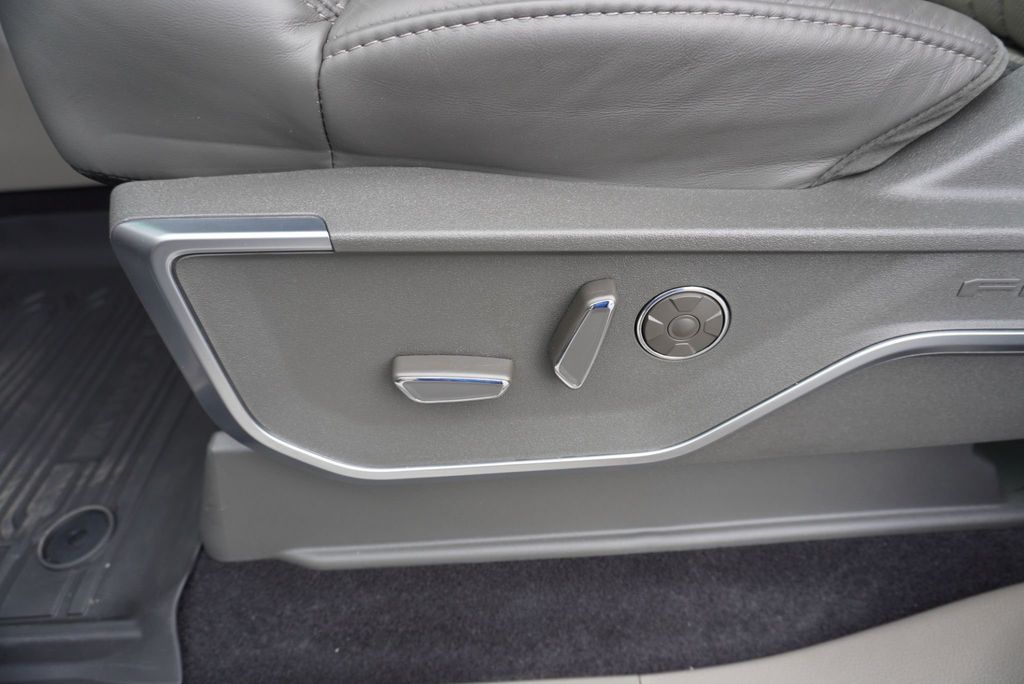 2026 Ford F-150 PLATINUM PLUS - 23072421 - 29