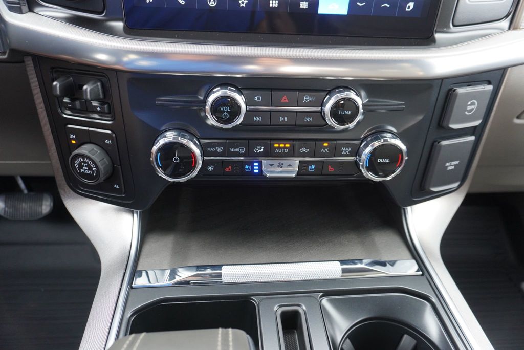 2026 Ford F-150 PLATINUM PLUS - 23072421 - 46