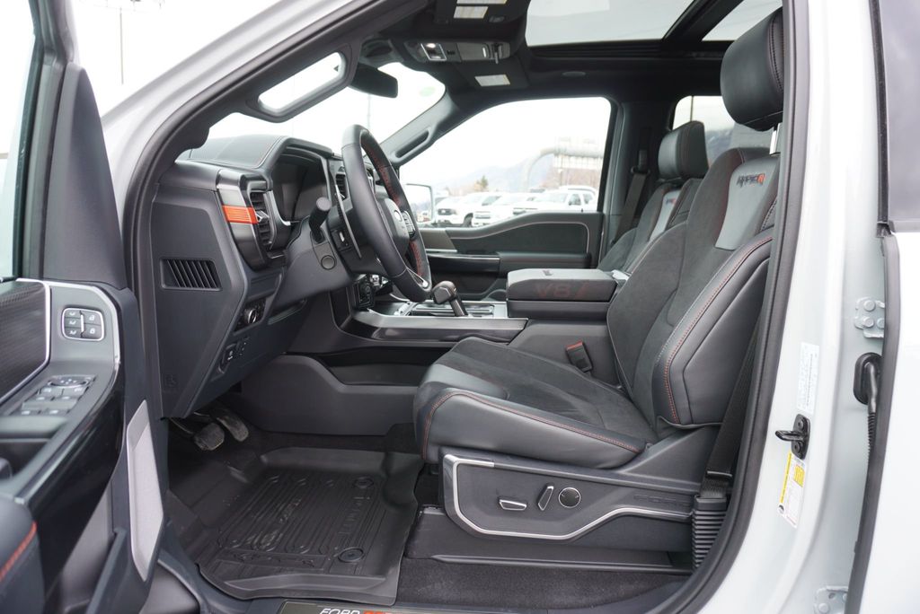 2026 Ford F-150 RAPTOR R - 22994415 - 23