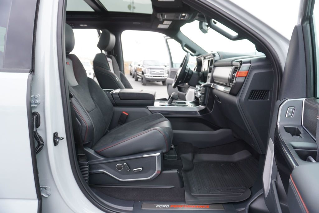 2026 Ford F-150 RAPTOR R - 22994415 - 26