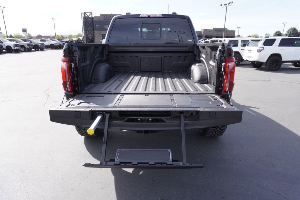 2026 Ford F-150 RAPTOR R - 23010468 - 11