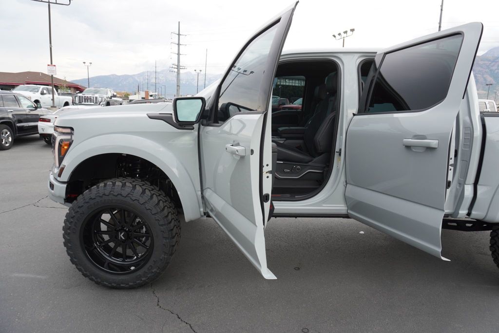 2026 Ford F-150 RAPTOR R - 23057573 - 23