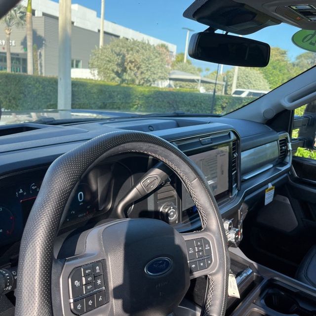 2026 Ford F-250SD Lariat - 22988334 - 31