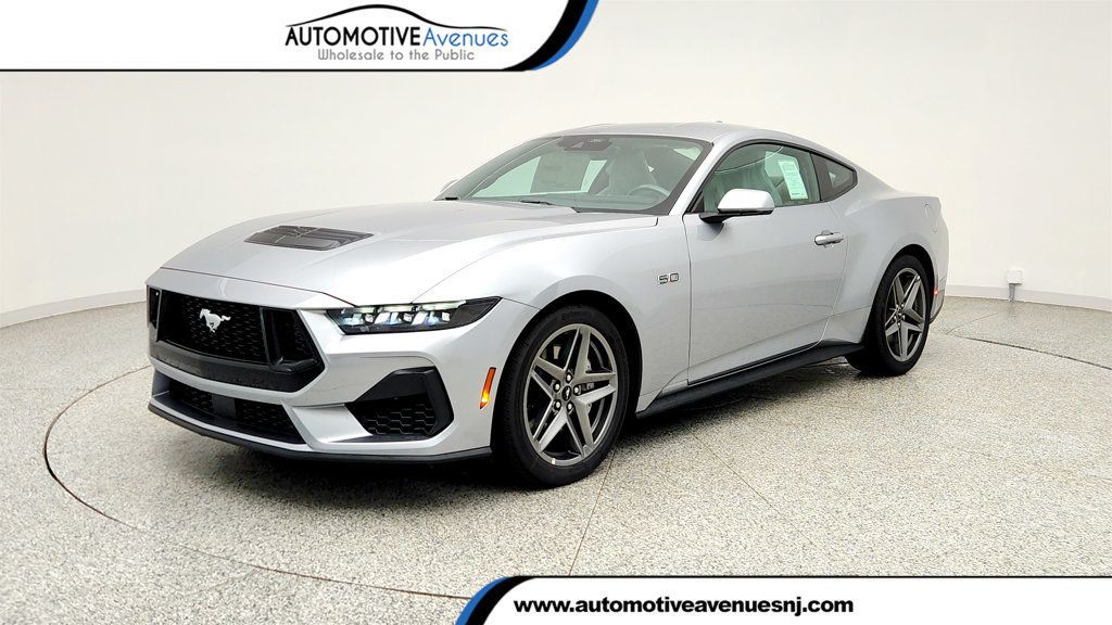 2026 Ford Mustang GT Premium Fastback w/ Active Valve Exhaust, Co-Pilot360 Assist+ - 23019275 | Video 1