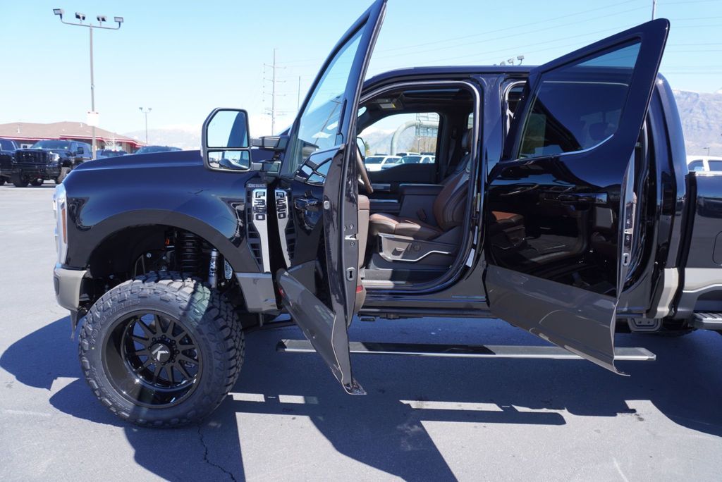 2026 Ford SUPER DUTY F-350 KING RANCH - 23008905 - 25