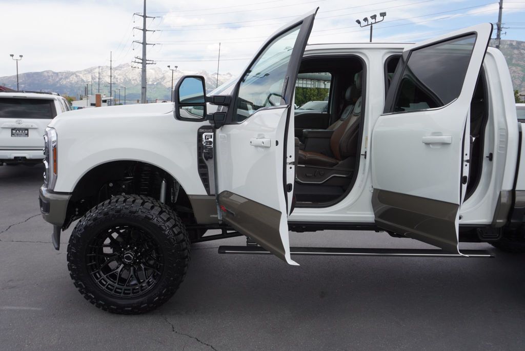 2026 Ford SUPER DUTY F-350 KING RANCH - 23036366 - 25