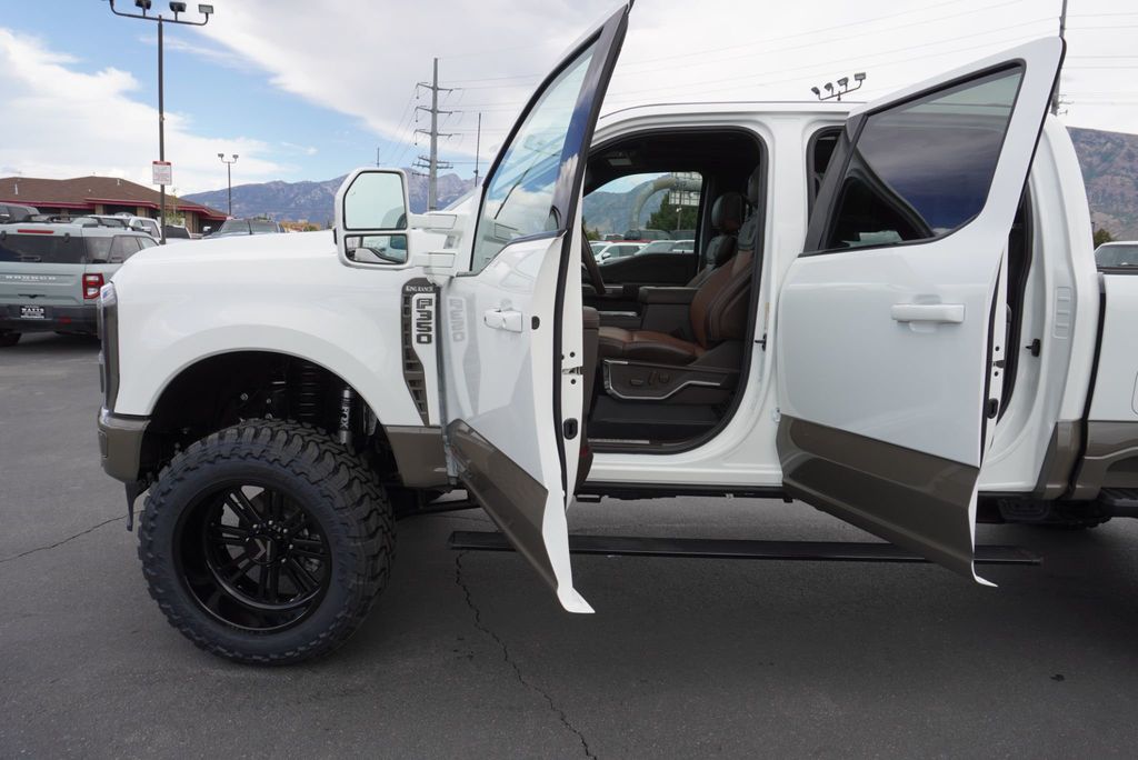 2026 Ford SUPER DUTY F-350 KING RANCH - 23070614 - 28