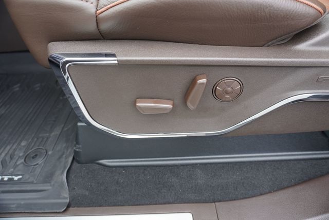 2026 Ford SUPER DUTY F-350 KING RANCH - 23070614 - 32