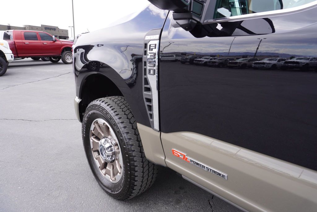 2026 Ford SUPER DUTY F-350 KING RANCH FX4 - 23032649 - 19