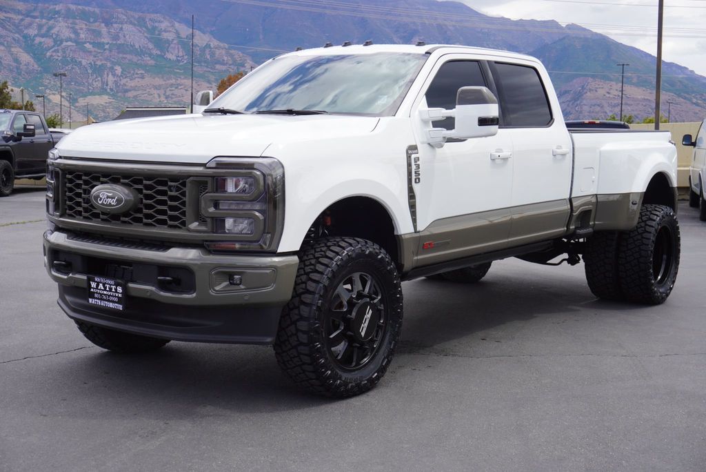 2026 Ford SUPER DUTY F-350 KING RANCH FX4 - 23073610 | Video 1