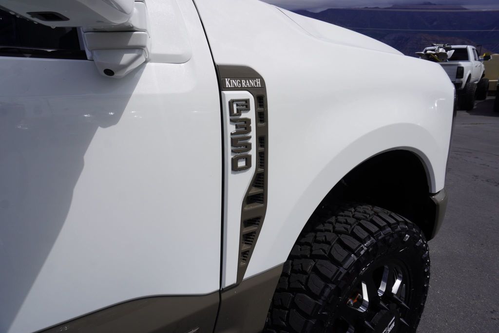 2026 Ford SUPER DUTY F-350 KING RANCH FX4 - 23073610 - 19