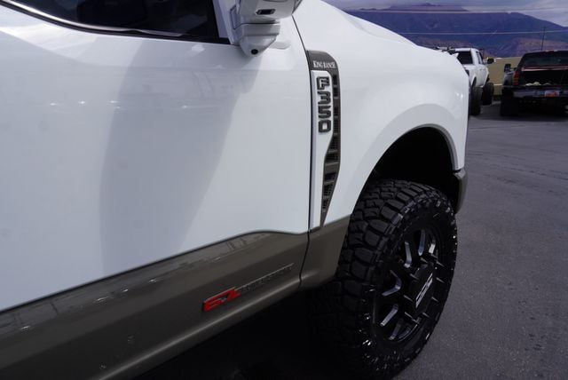 2026 Ford SUPER DUTY F-350 KING RANCH FX4 - 23073610 - 20