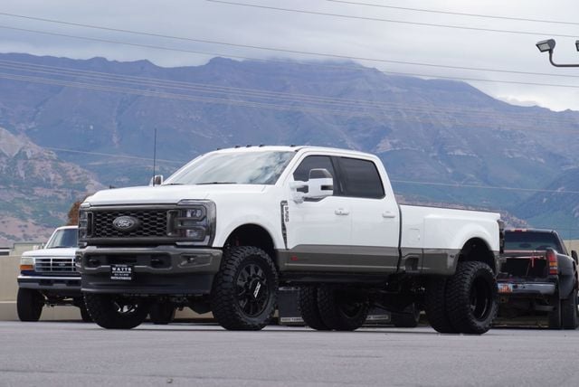 2026 Ford SUPER DUTY F-350 KING RANCH FX4 - 23073610 - 2