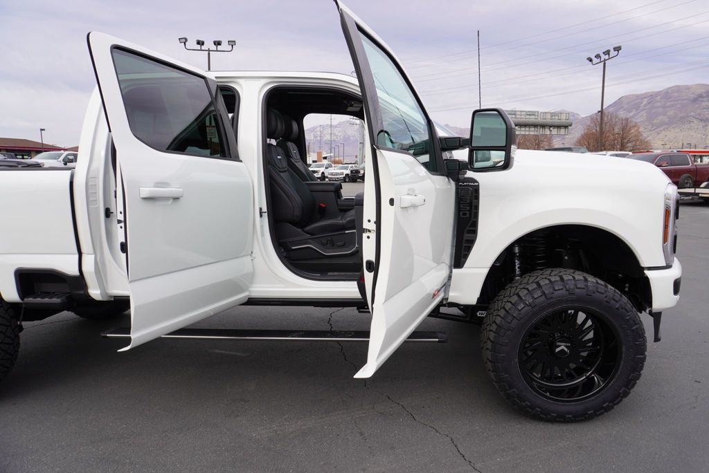 2026 Ford SUPER DUTY F-350 PLATINUM - 22942638 - 30