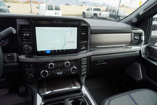 2026 Ford SUPER DUTY F-350 PLATINUM - 22942638 - 37