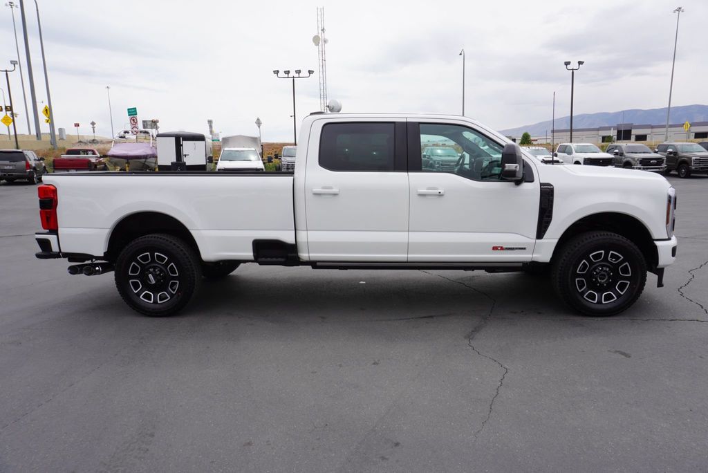 2026 Ford SUPER DUTY F-350 PLATINUM - 23028617 - 13
