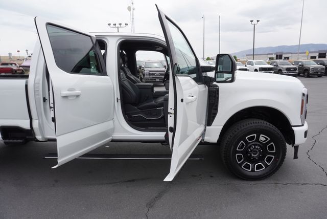 2026 Ford SUPER DUTY F-350 PLATINUM - 23028617 - 25
