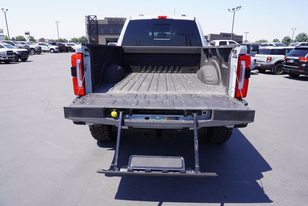 2026 Ford SUPER DUTY F-350 PLATINUM - 23062655 - 11