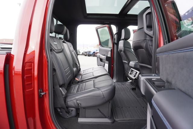 2026 Ford SUPER DUTY F-350 PLATINUM FX4 - 22971388 - 26