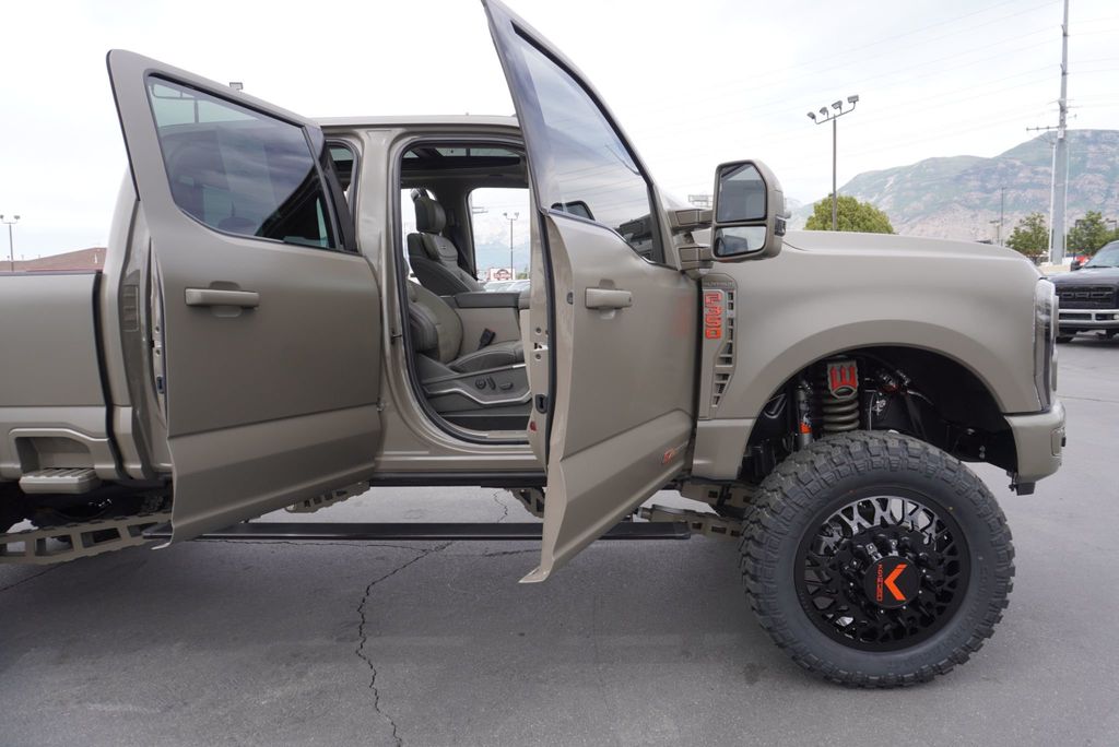 2026 Ford SUPER DUTY F-350 PLATINUM PLUS - 23038225 - 27