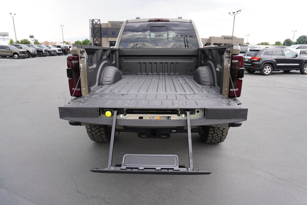2026 Ford SUPER DUTY F-350 PLATINUM PLUS - 23059098 - 11