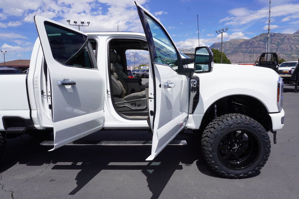 2026 Ford SUPER DUTY F-350 PLATINUM PLUS - 23068917 - 27