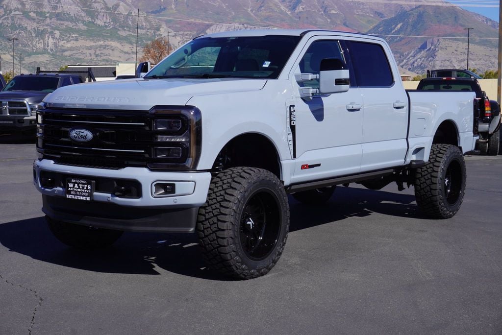 2026 Ford SUPER DUTY F-350 PLATINUM PLUS - 23090044 | Video 1
