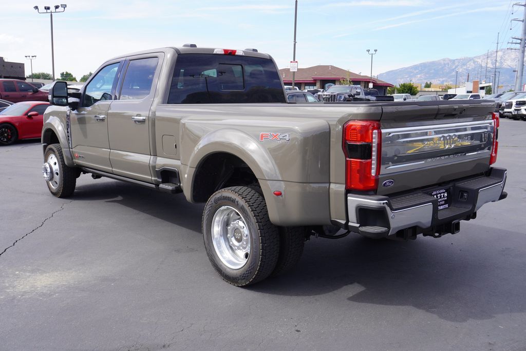 2026 Ford SUPER DUTY F-450 KING RANCH FX4 - 23069400 - 2