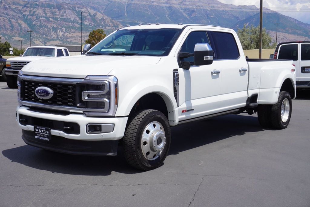 2026 Ford Super Duty F-450 PLATINUM PLUS - 23059634 | Video 1