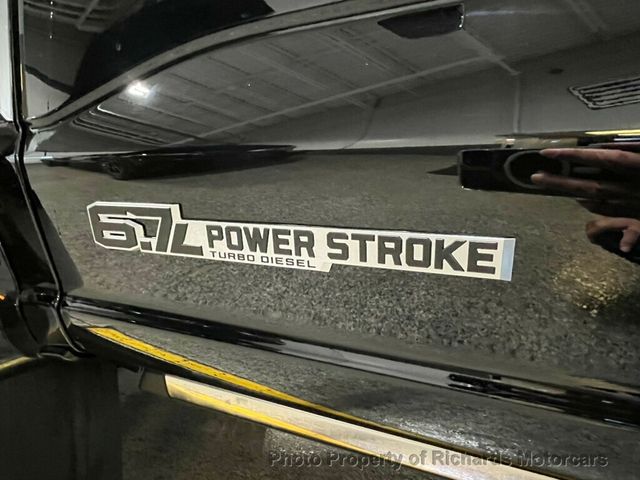 2026 Ford Super Duty F-450 DRW King Ranch 4WD Crew Cab 8' Box - 22958231 - 17