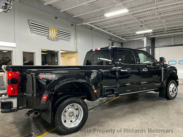 2026 Ford Super Duty F-450 DRW King Ranch 4WD Crew Cab 8' Box - 22958231 - 1