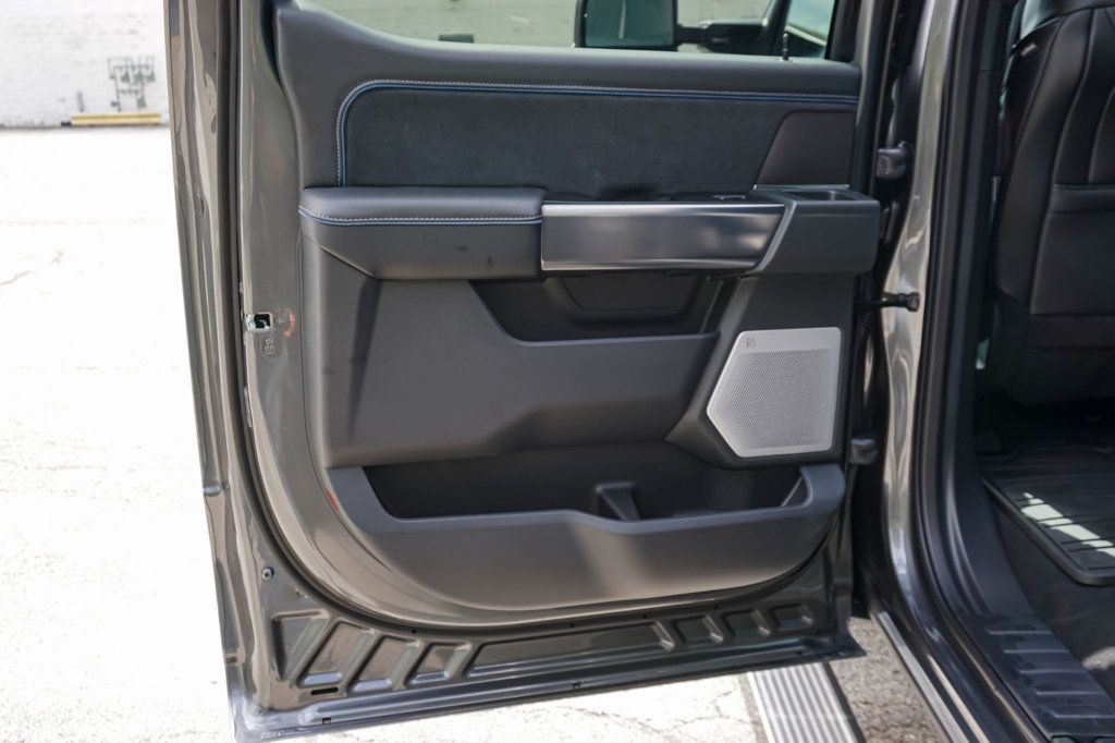 2026 Ford Super Duty F-450 DRW Platinum 4WD Crew Cab 8' Box - 23017218 - 19