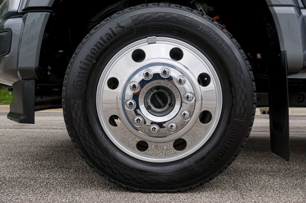 2026 Ford Super Duty F-450 DRW Platinum 4WD Crew Cab 8' Box - 23017218 - 40