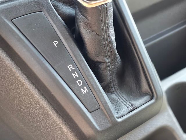 2026 Ford Transit Passenger Wagon T-350 148" Med Roof XLT RWD - 22979858 - 31