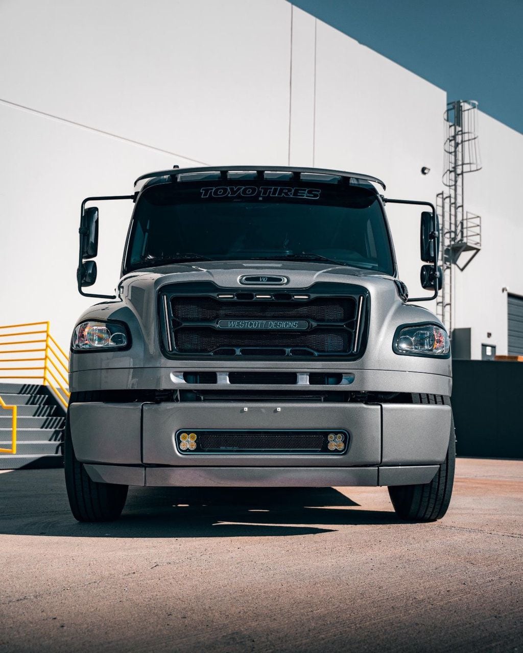 2026 Freightliner SportChassis LH5  - 23038882 - 10