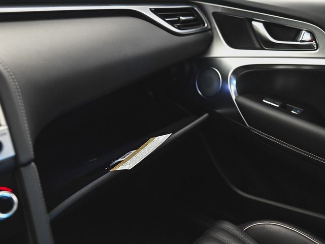 2026 Genesis G70 2.5T Prestige - 23008229 - 13