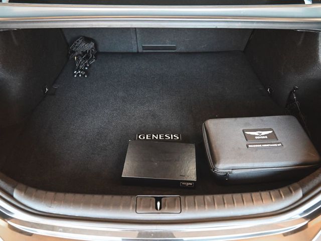 2026 Genesis G70 2.5T Prestige - 23008229 - 31