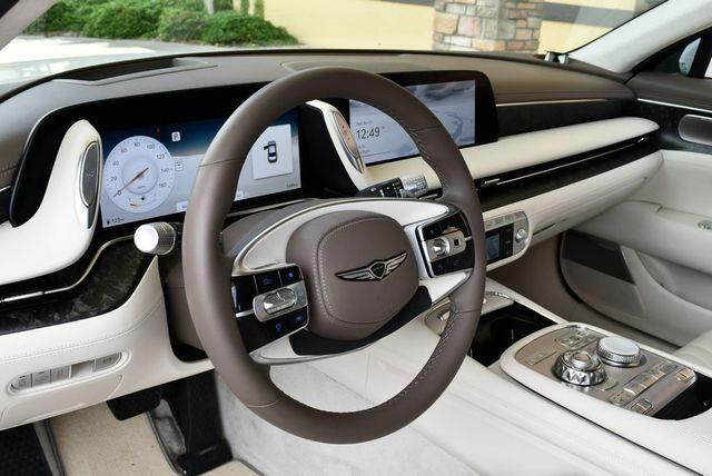 2026 Genesis G90 3.5T e-SC AWD W/Navigation and Bang & Olufsen Audio - 23016964 - 28