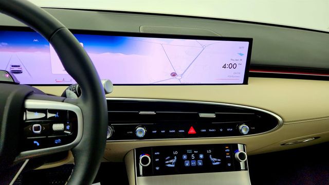 2026 Genesis GV70 2.5T Select AWD - 23014390 - 17