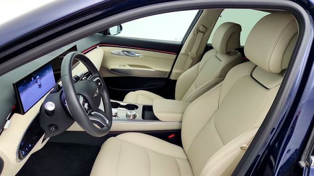 2026 Genesis GV70 2.5T Select AWD - 23014390 - 20