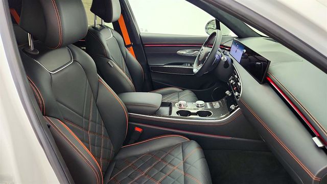 2026 Genesis GV70 2.5T Sport Prestige AWD - 23043105 - 24