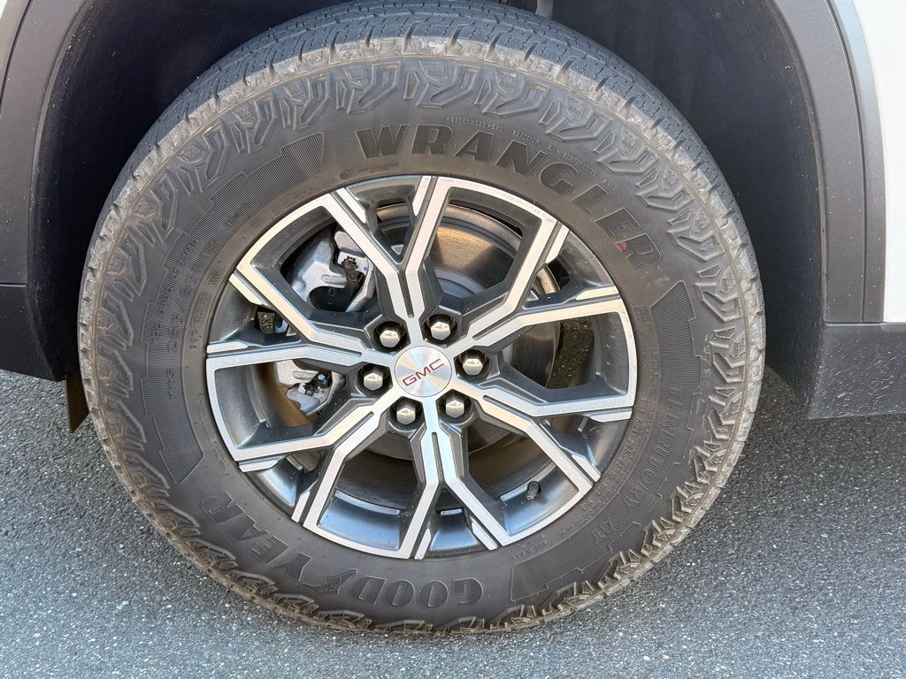 2026 GMC Acadia AWD 4dr AT4 - 22936322 - 11