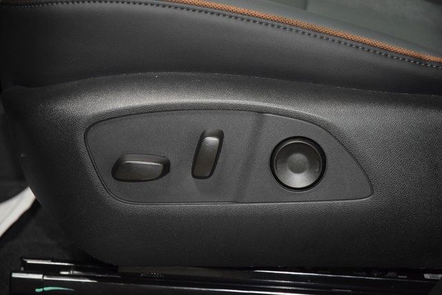 2026 GMC Acadia AWD 4dr AT4 - 22936322 - 38