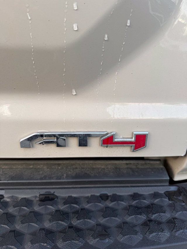 2026 GMC Canyon 4WD Crew Cab AT4 - 23082904 - 19