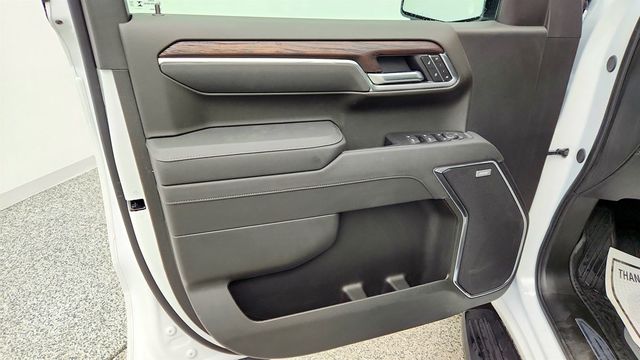 2026 GMC Sierra 1500 2WD Crew Cab 147'' SLT w/ Texas Edition SLT Premium Plus Package - 23001319 - 9