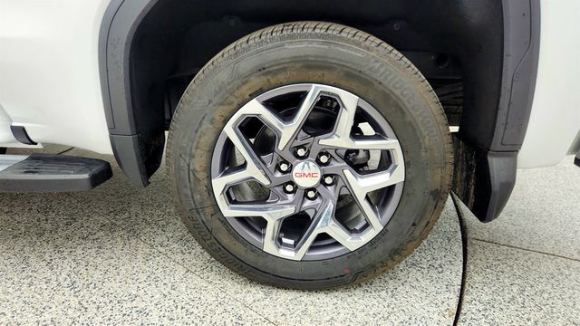 2026 GMC Sierra 1500 2WD Crew Cab 147'' SLT w/ Texas Edition SLT Premium Plus Package - 23001319 - 8