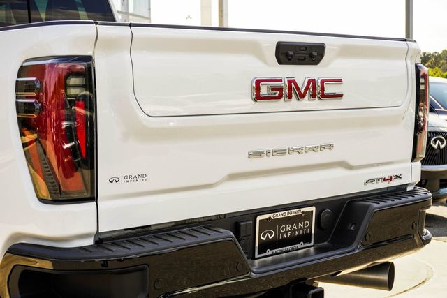 2026 GMC Sierra 2500HD 4WD Crew Cab 159" AT4X - 23003454 - 9