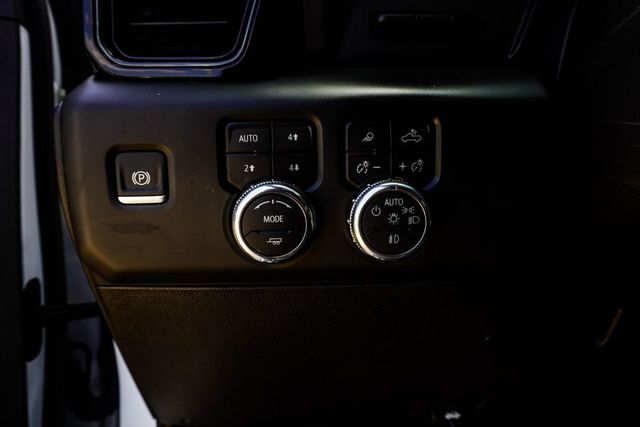 2026 GMC Sierra 2500HD 4WD Crew Cab 159" AT4X - 23003454 - 27