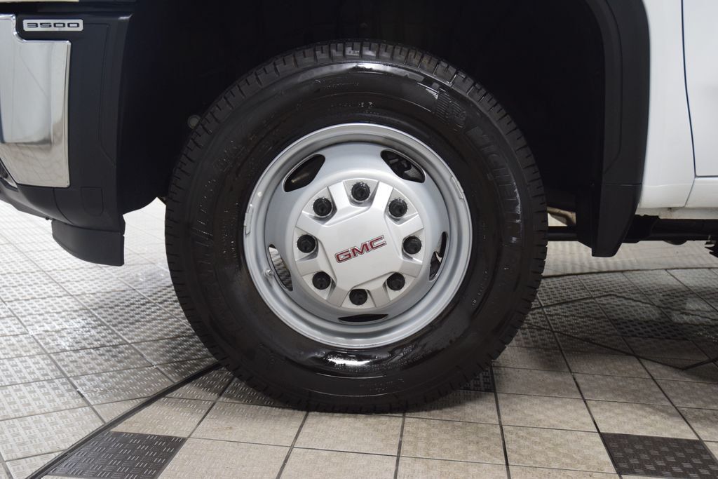 2026 GMC Sierra 3500HD 3500HD CREW 4X4 * 6.6 V8 * 9' READING UTILITY * 6K MILES - 23029383 - 17