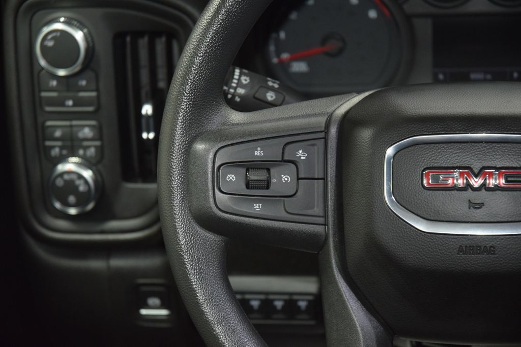 2026 GMC Sierra 3500HD 3500HD CREW 4X4 * 6.6 V8 * 9' READING UTILITY * 6K MILES - 23029383 - 28